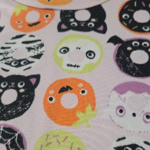 Cat & Jack Colorful Donut Print Sleepwear And Cheetah - Picture 2 of 5